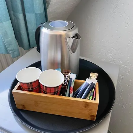Bed & Breakfast Mg Bb *
